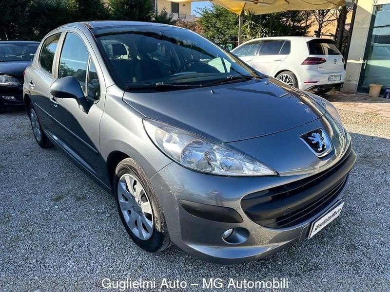 Peugeot 207 1.4 8V 75CV 5p. X Line