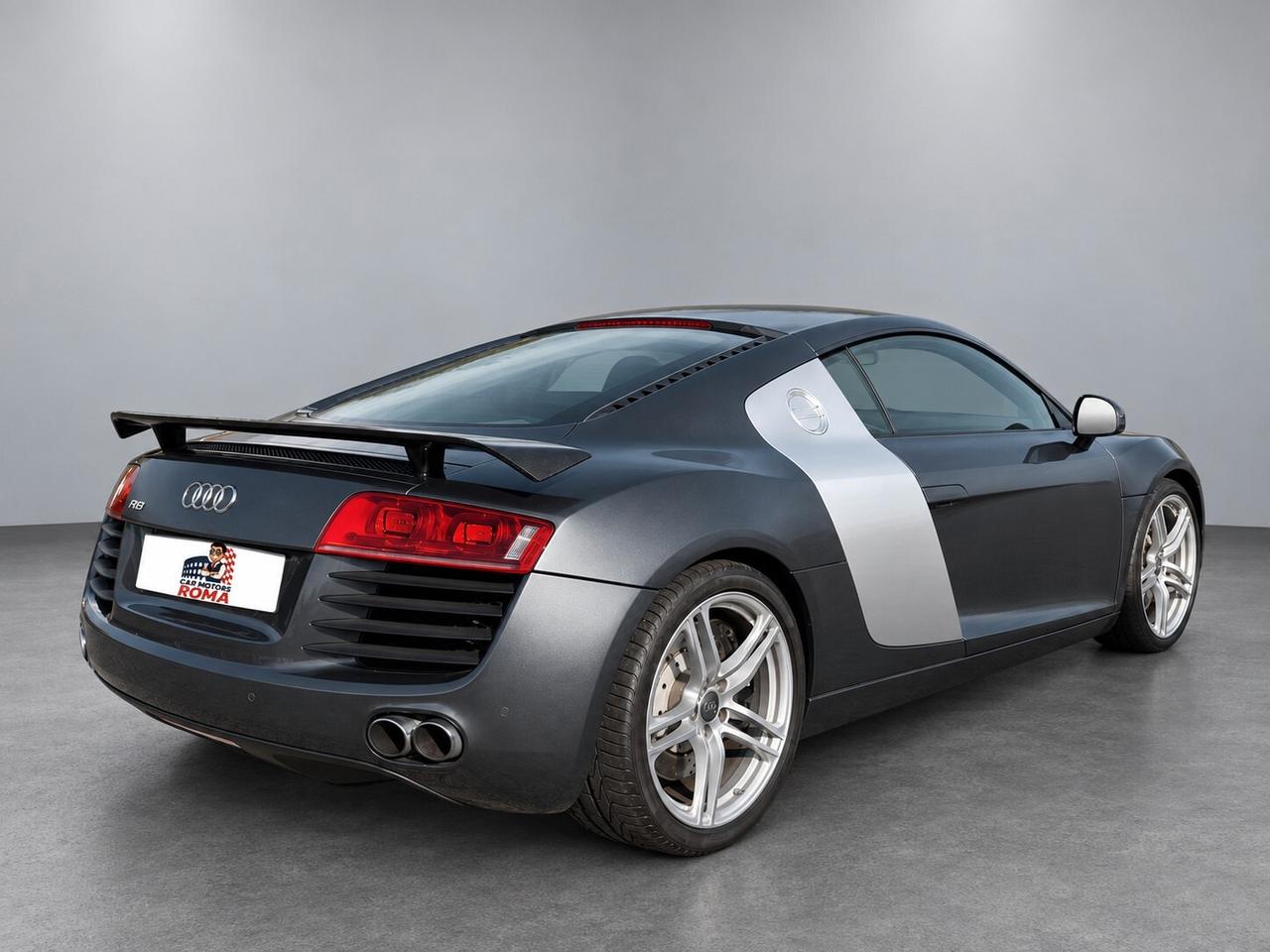 Audi R8 4.2 V8 FSI quattro R tronic
