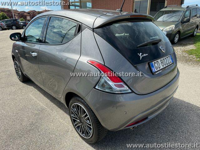 LANCIA Ypsilon 1.0 FireFly 5 porte S&S Hybrid Ecochic Gold