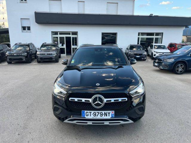 MERCEDES-BENZ GLA 200 d Automatic Business
