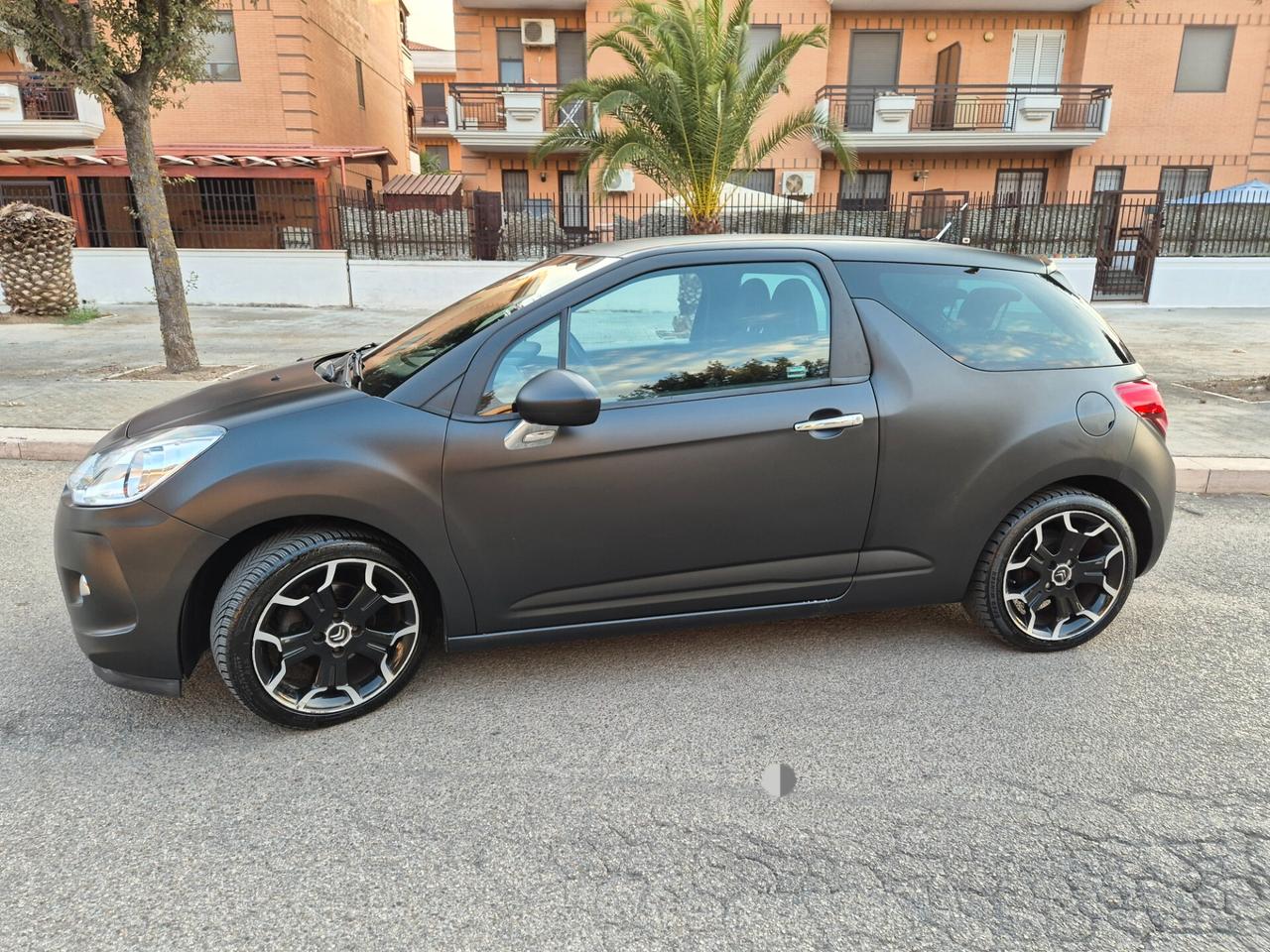 Citroën DS3 1.4 benzina 95cv just black 2012 opaco