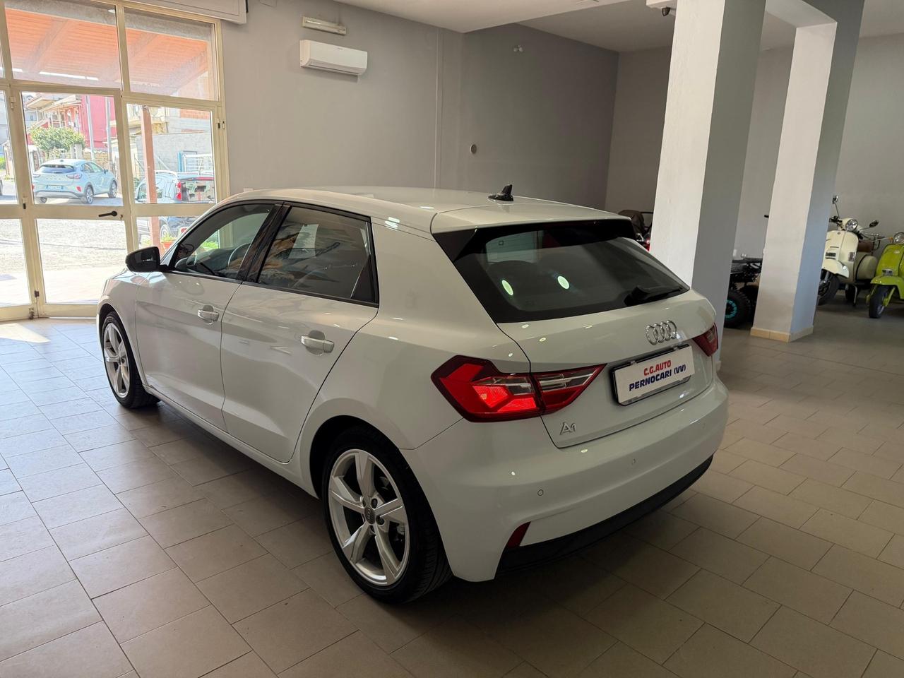 Audi A1 SPB 30 TFSI S tronic line edition
