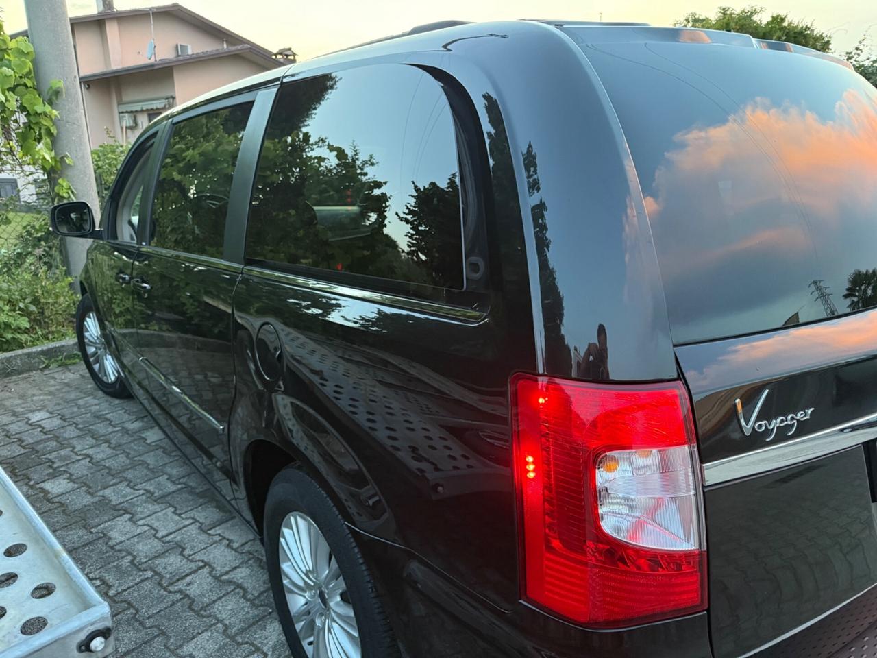 Lancia Voyager 2.8 Turbodiesel Platinum 177 CV