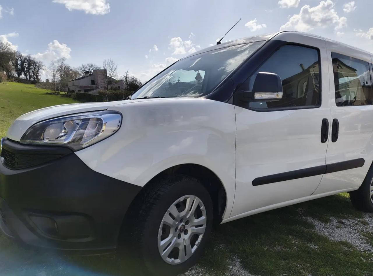 Fiat Doblo Doblò 5 P N1 con CarPlay e telecamera posteriore