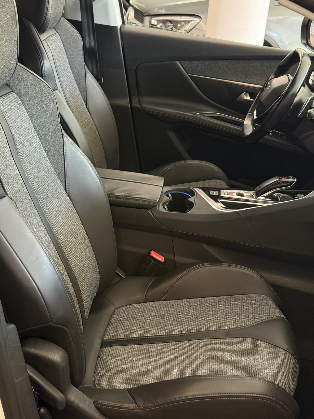 Peugeot 3008 BlueHDi 130 S&S EAT8 Allure