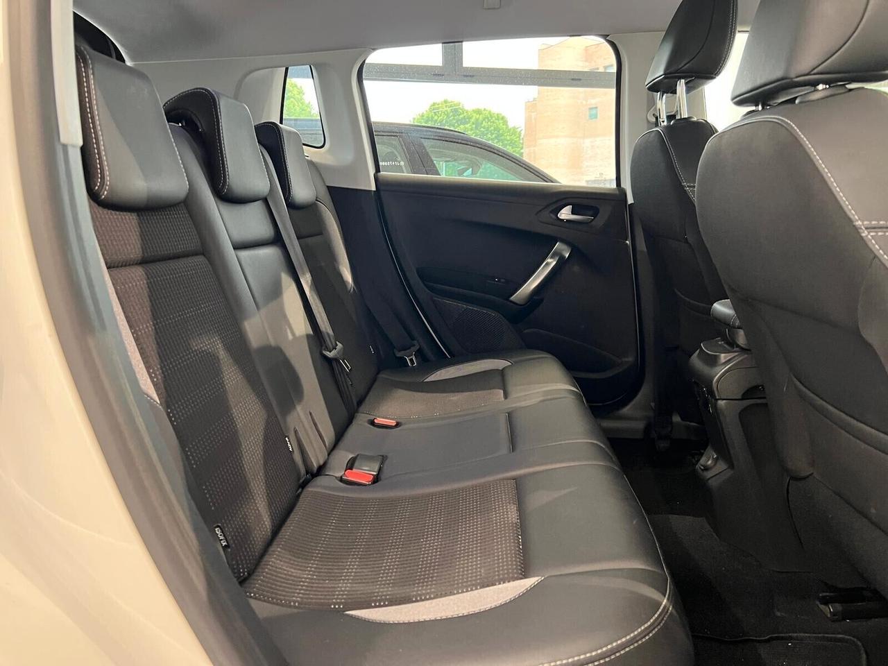Peugeot 2008 BlueHDi 120 EAT6 S&S Allure