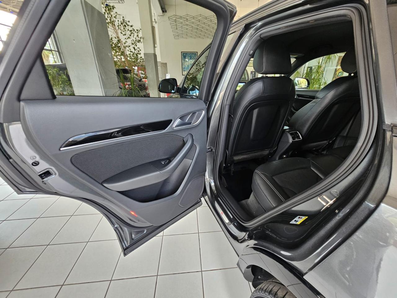 Audi Q3 2.0 TDI 184 CV S tronic quattro S-Line Competition