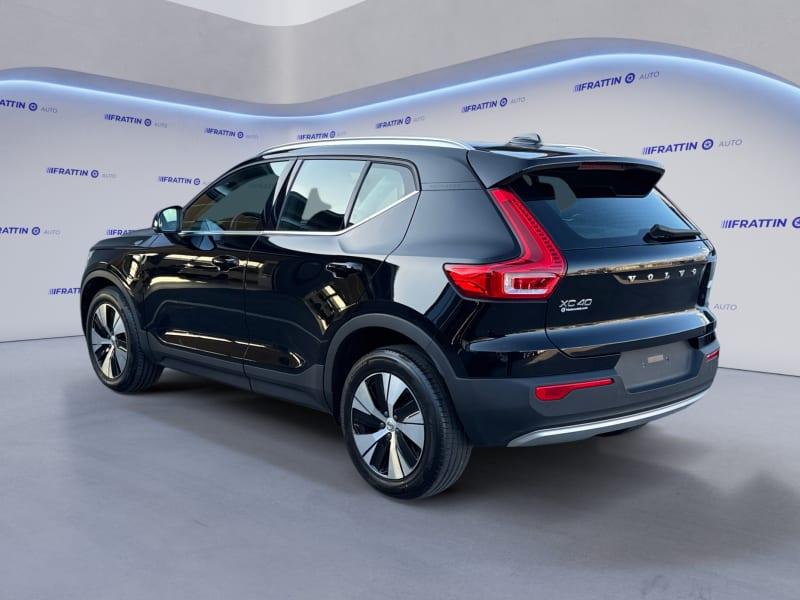 VOLVO XC40 T5 RECHARGE PLUG-IN HYBRID