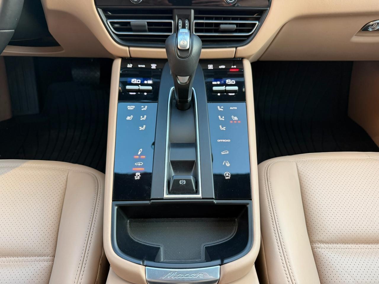 Porsche Macan mod. T 2.0 265CV PDK - BOSE - CAMERA - TETTO MY22