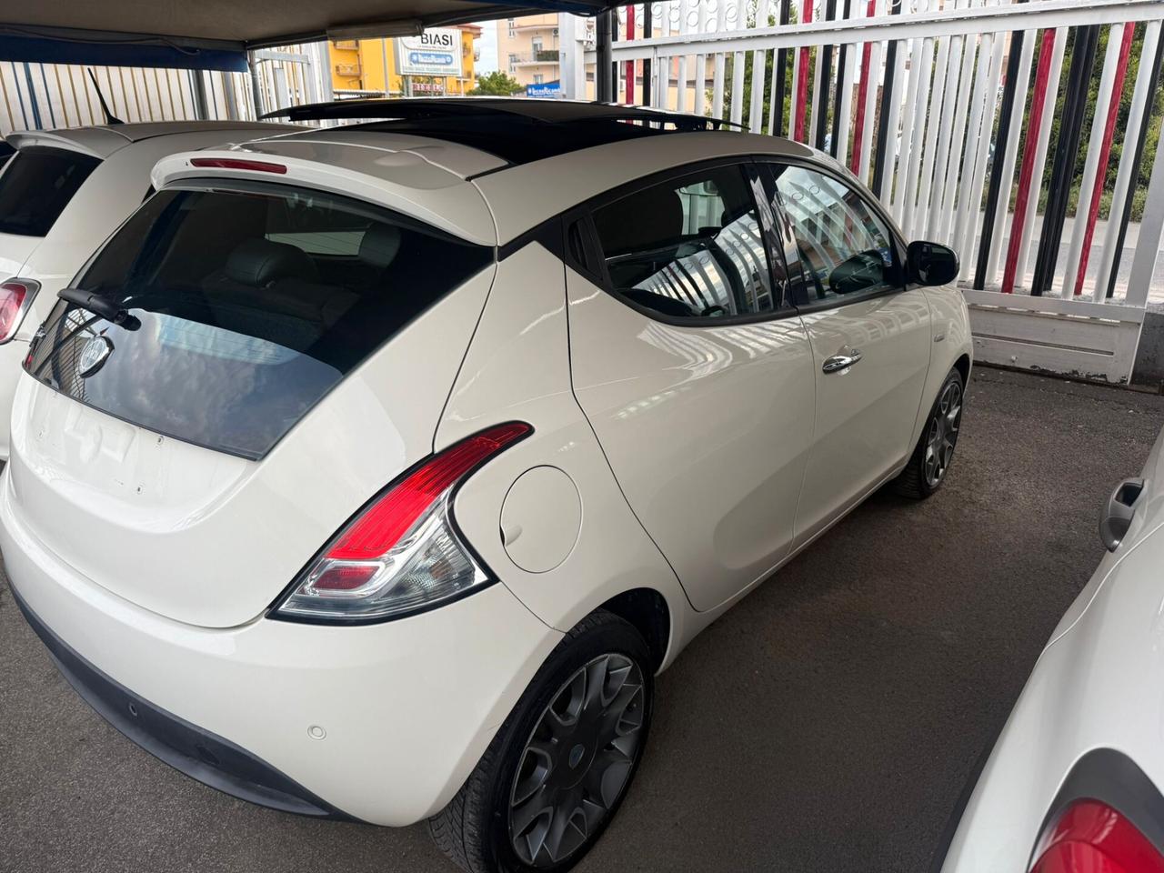 Lancia Ypsilon 1.3 MJT 16V 95 CV 5 porte S&S Platinum