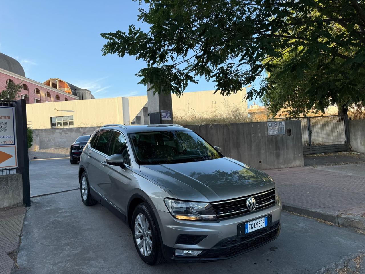 Volkswagen Tiguan km.99900! 1.6 TDI SCR Business BlueMotion