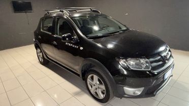 DACIA SANDERO DEL 2016 EURO 6B CAMBIO AUTOMATICO