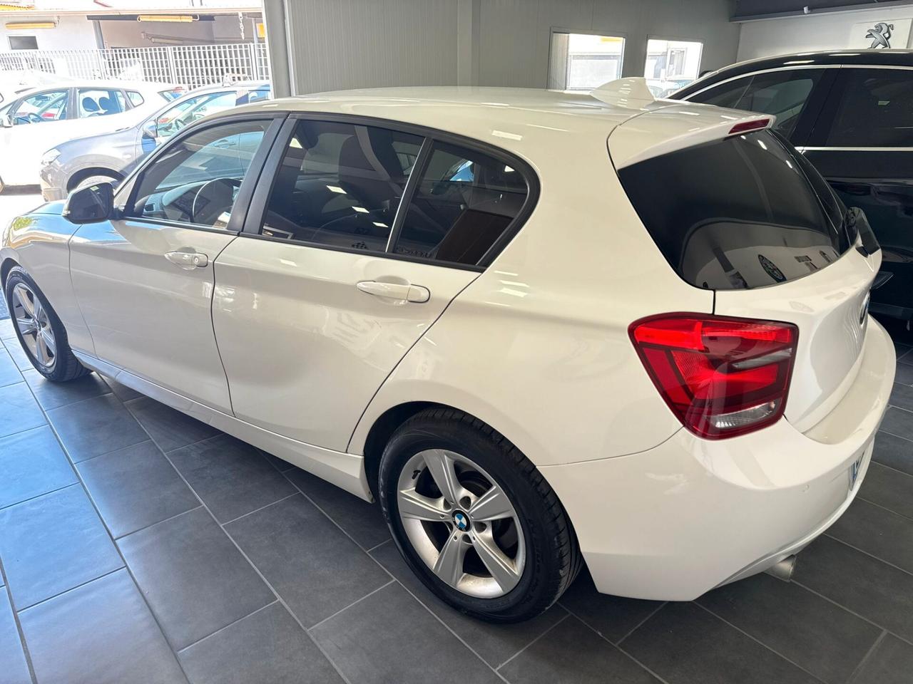 Bmw 116d 5p. Urban