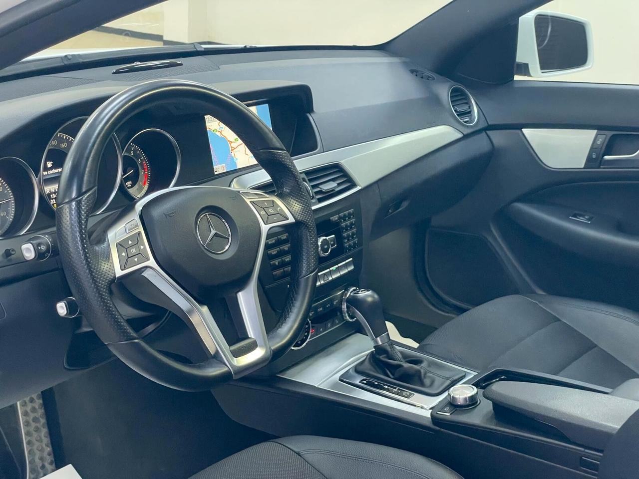 Mercedes-benz C 250 BlueEFFICIENCY Coupé Avantgarde