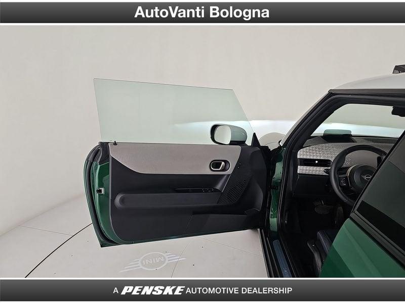 MINI Cooper Mini Cooper 3p 1.5 C Favoured auto
