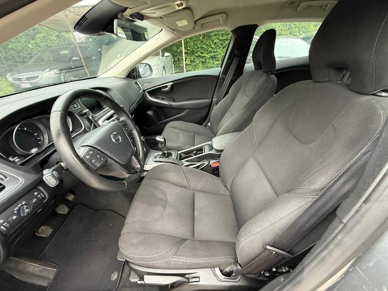Volvo V40 D3