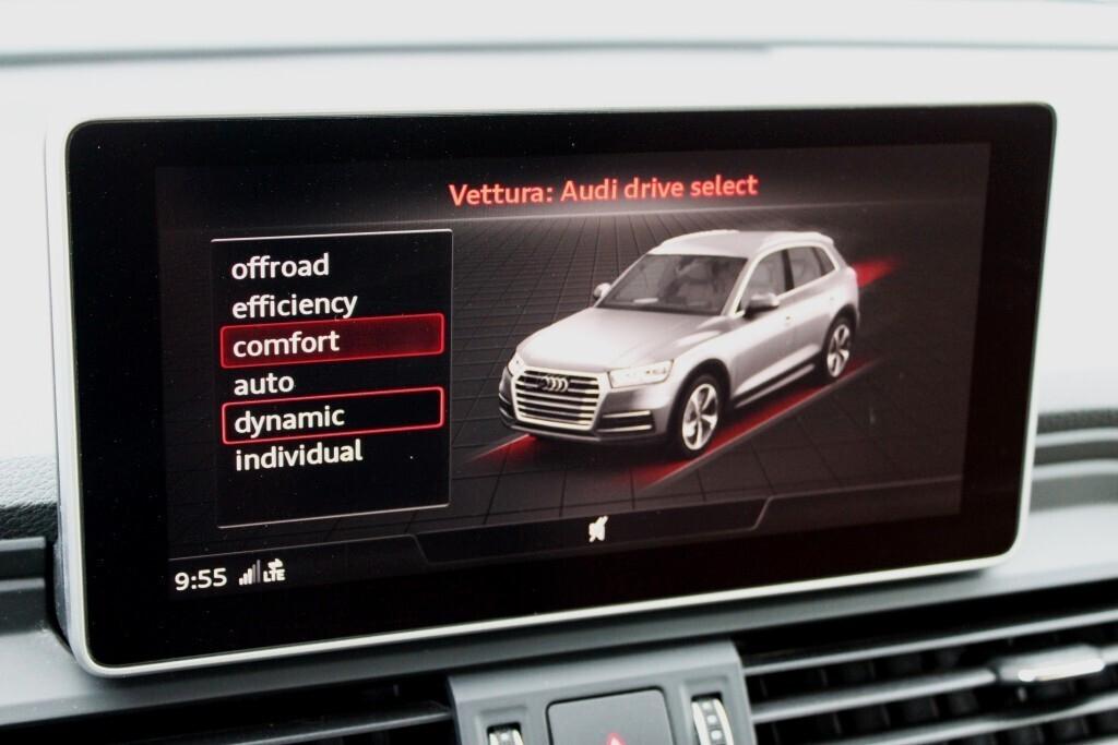 AUDI Q5 2.0 TDI s-tronic *Quadro digitale *Pelle