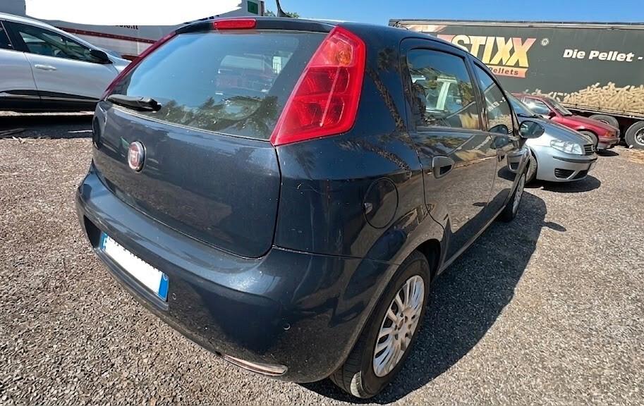 Fiat Punto 1.3 MJT II S&S 95 CV 5 porte Street
