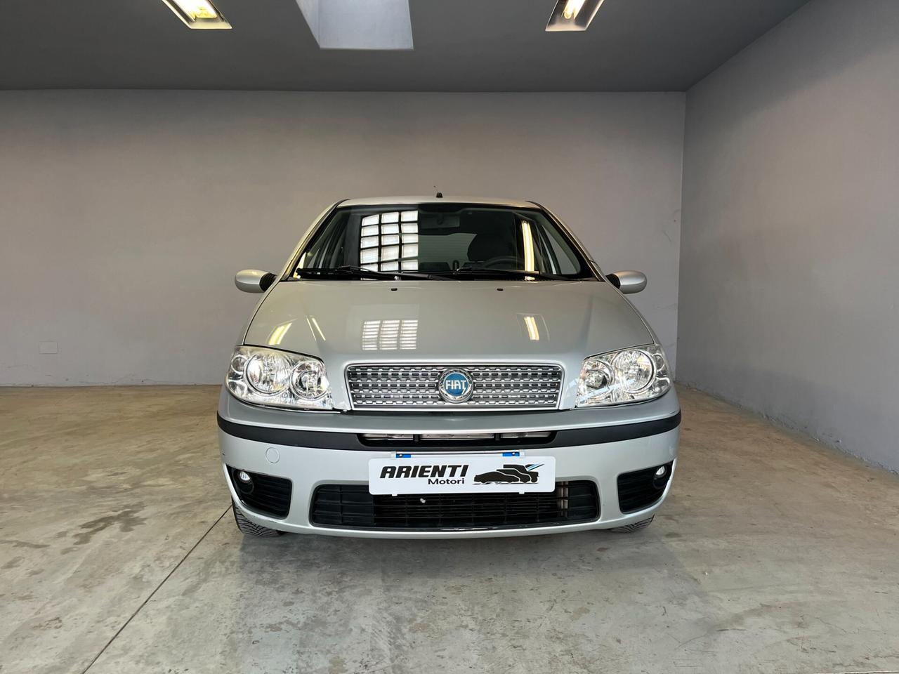 Fiat Punto 1.2cc BENZ 60cv - OK NEOPAT. - 5 PORTE
