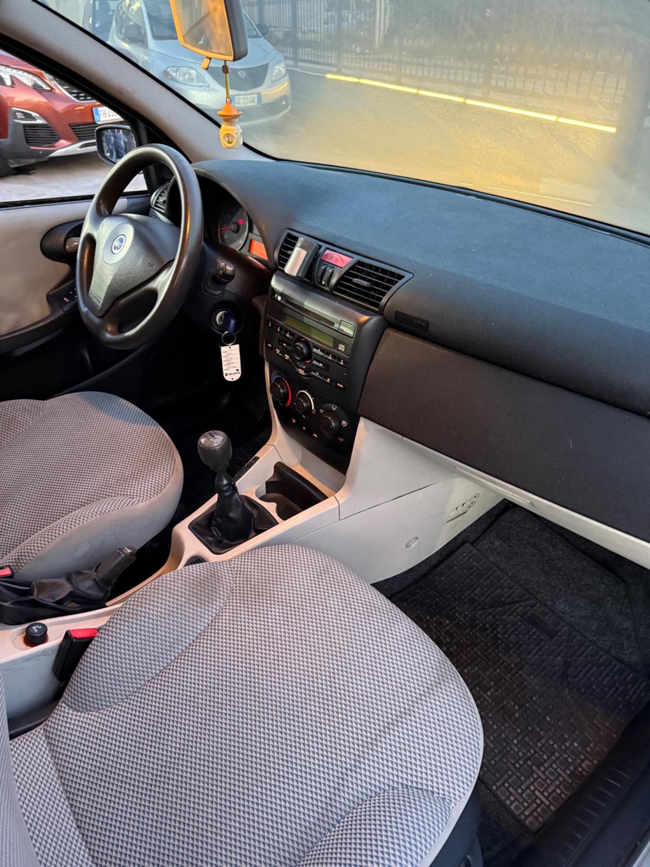 Fiat Stilo 1.4i 16V 5 porte Active