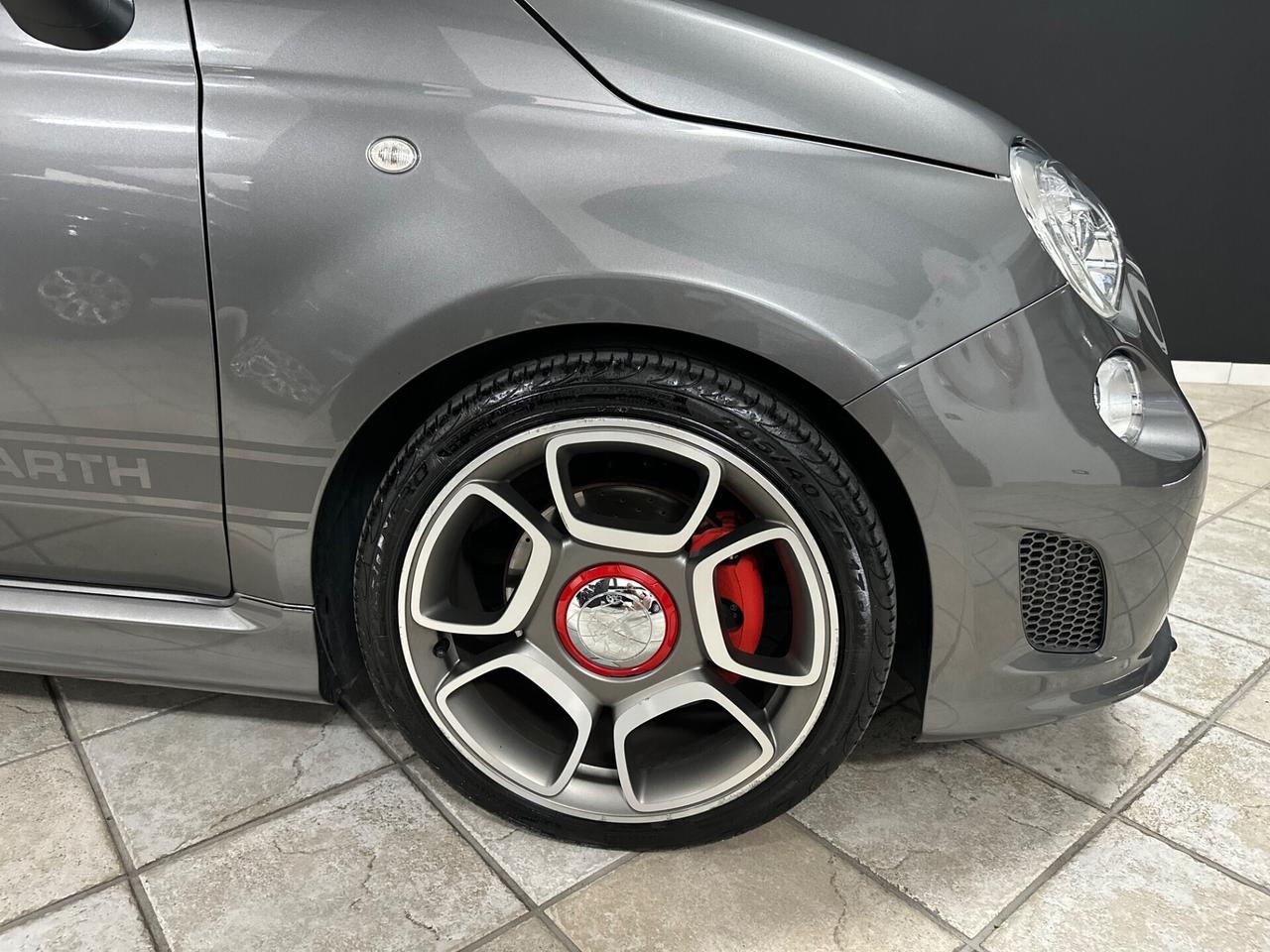 Abarth 595 1.4 Turbo T-Jet (160) MTA Turismo 2014