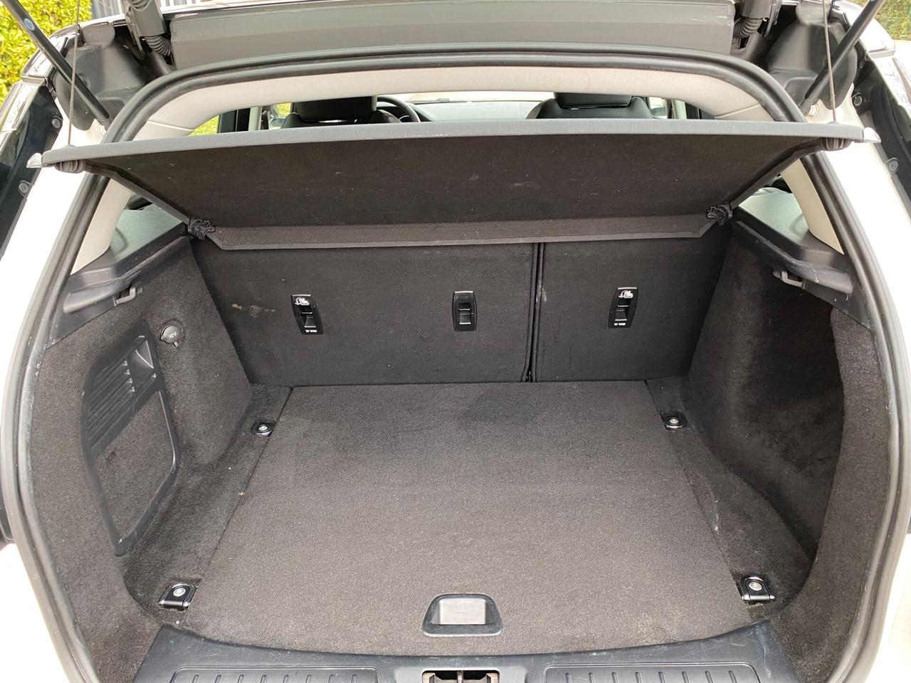 Land Rover Range Evoque 2.0 TD4 150 CV 5p. Pure