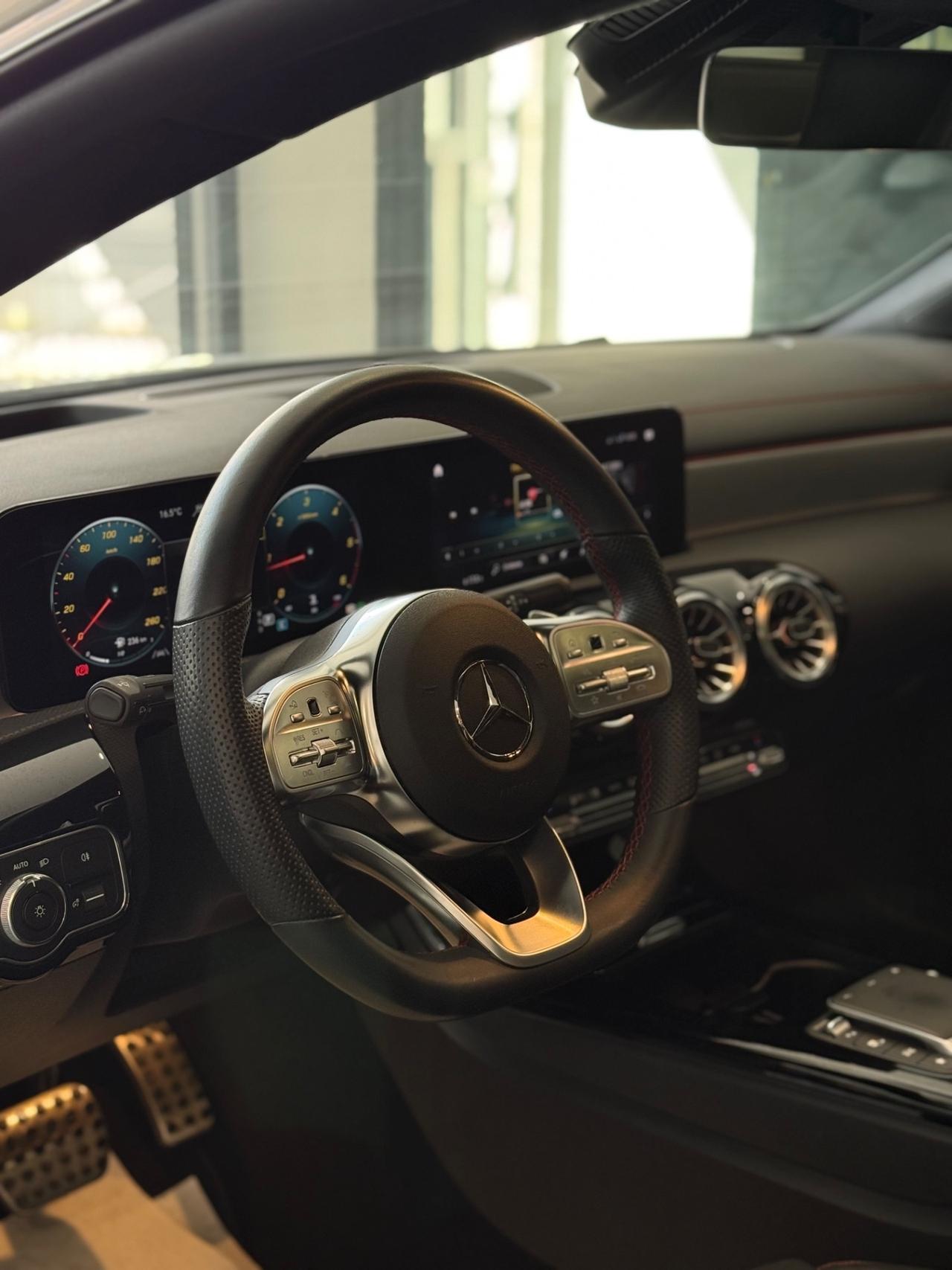 Mercedes-benz CLA 200 d Automatic Premium