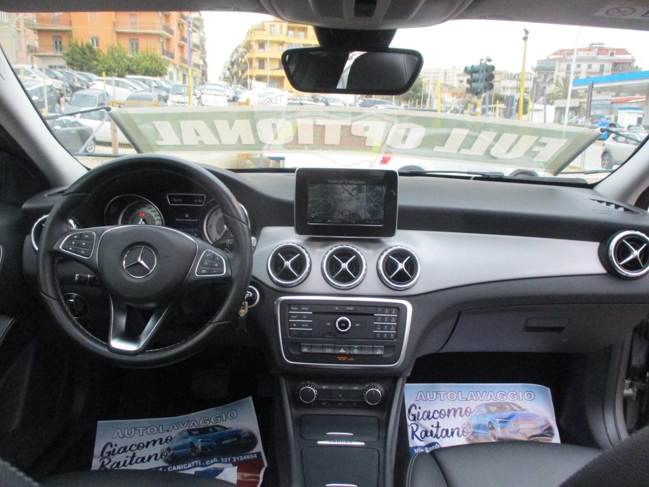 Mercedes-benz GLA 200 D 90..000 KM (NUOVA)