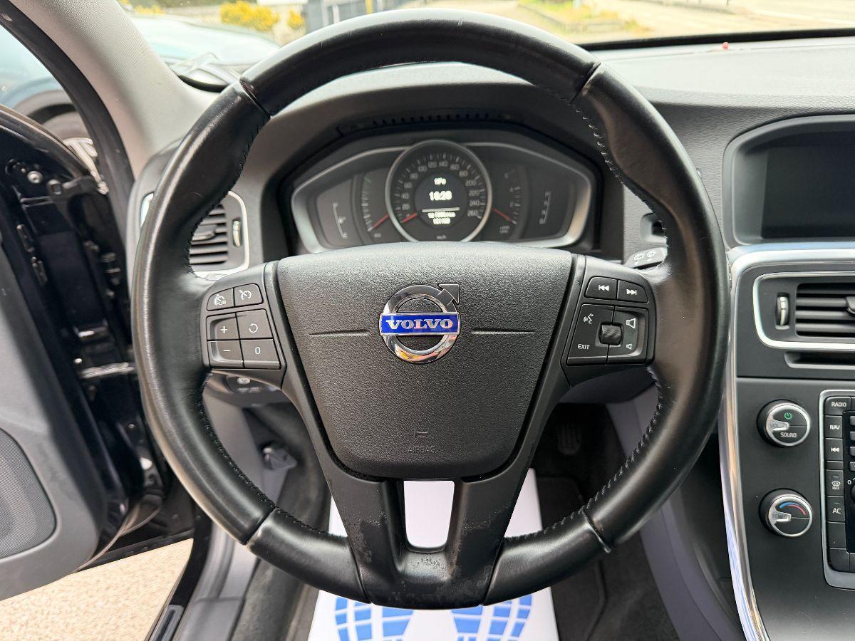 VOLVO - V60 - D2 Powershift
