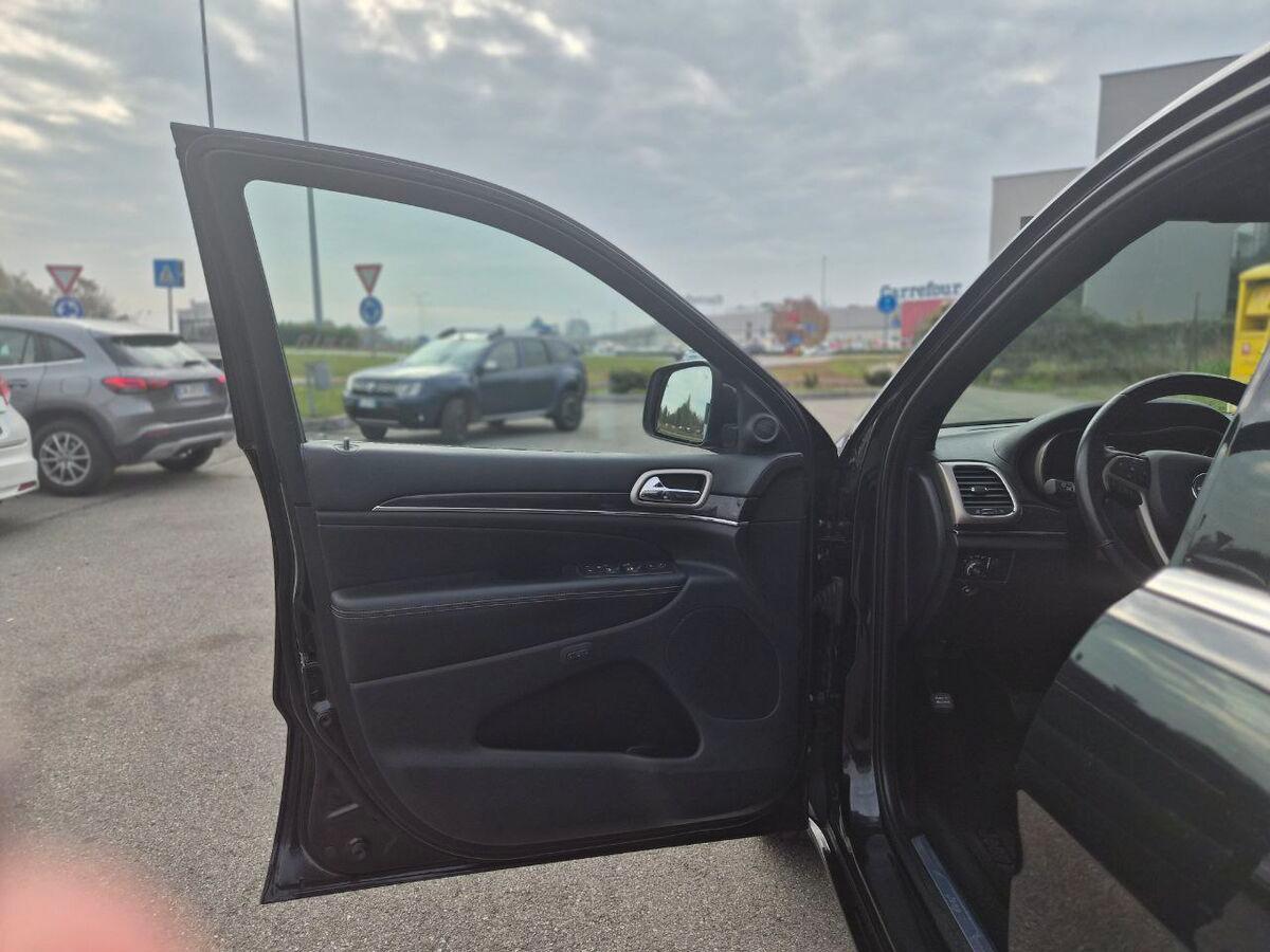 Jeep Grand Cherokee 3.0 crd V6 Summit Platinum edition 250cv auto