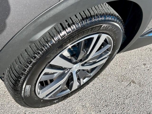 Peugeot 3008 PureTech 1.2 Turbo 130 cv - 2021