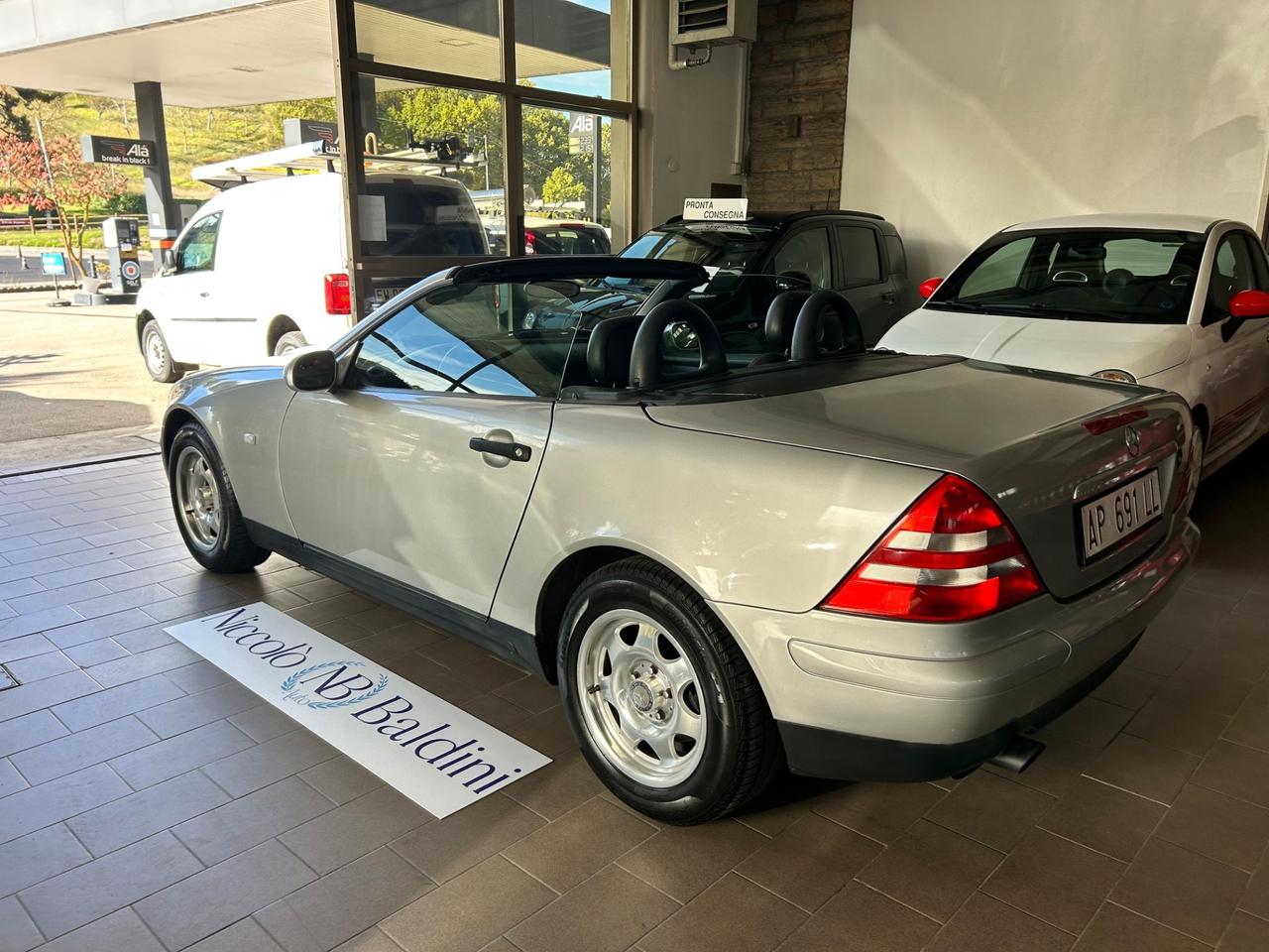 Mercedes-Benz SLK 200 cat