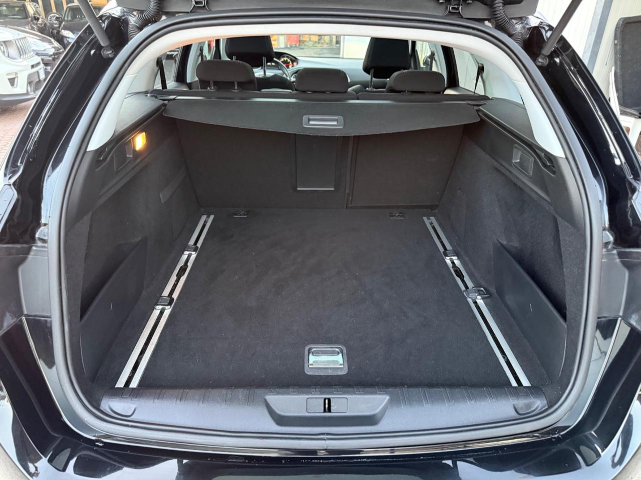 Peugeot 308 BlueHDi 120 Allure KM Certif