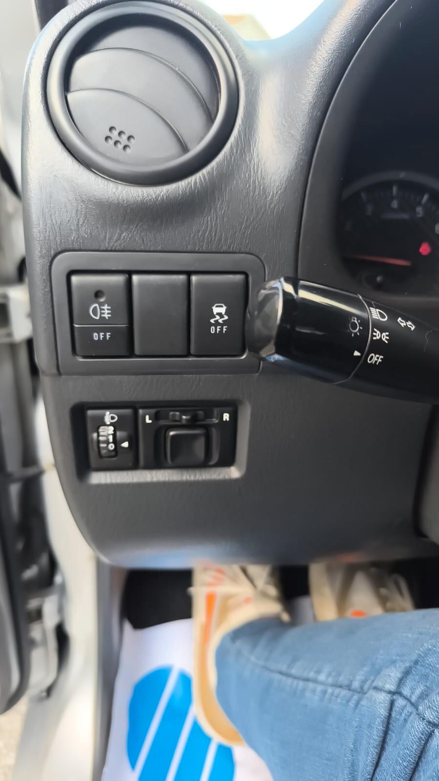 Suzuki Jimny 1.3 4WD