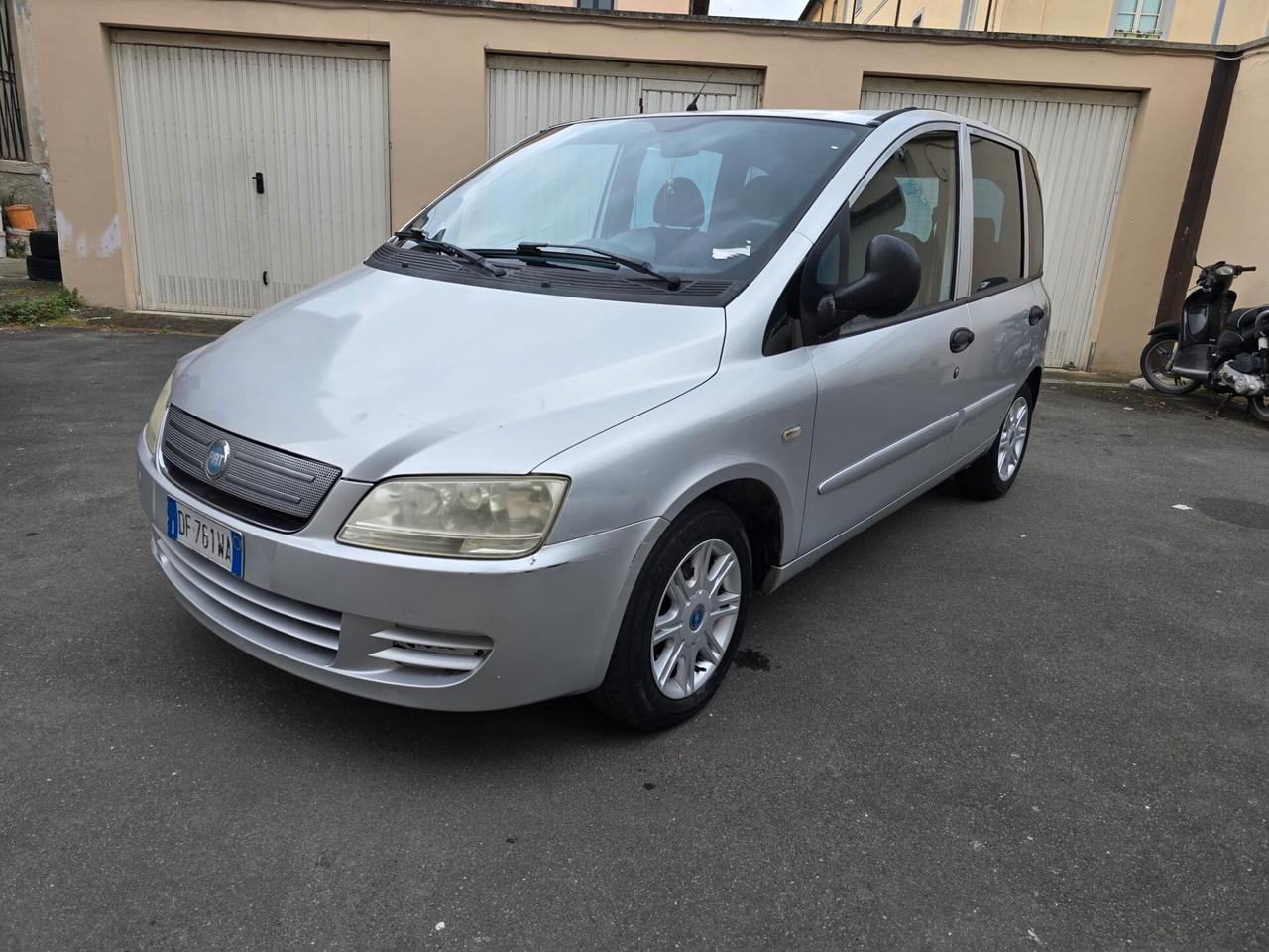 Fiat Multipla 1.9 MJT Emotion possibilita 12 mesi garanzia