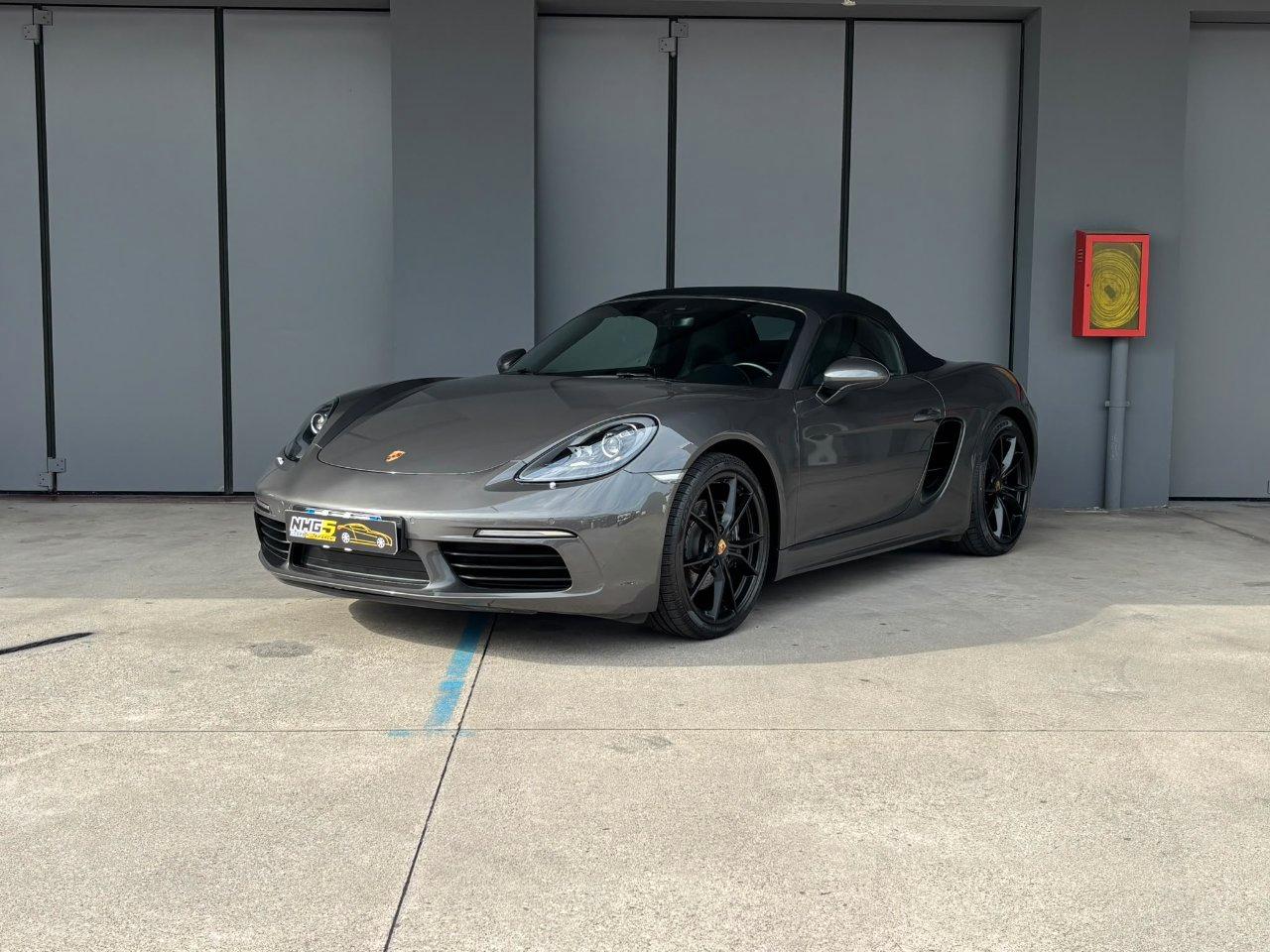 Porsche 718 Boxster