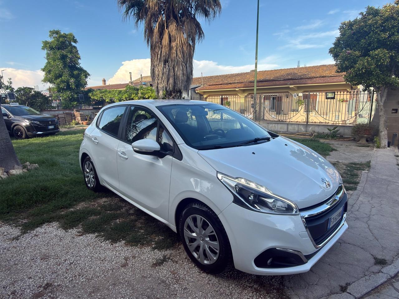 Peugeot 208 BlueHDi 75 5 porte Active