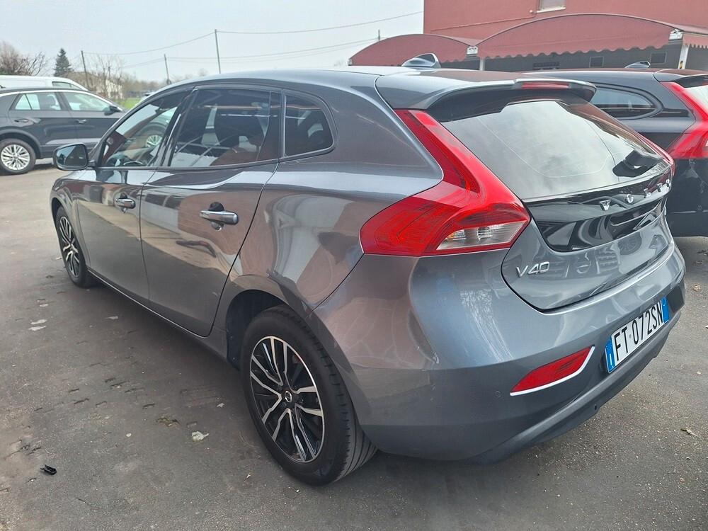 Volvo V40 T2 Business Plus - benzina -