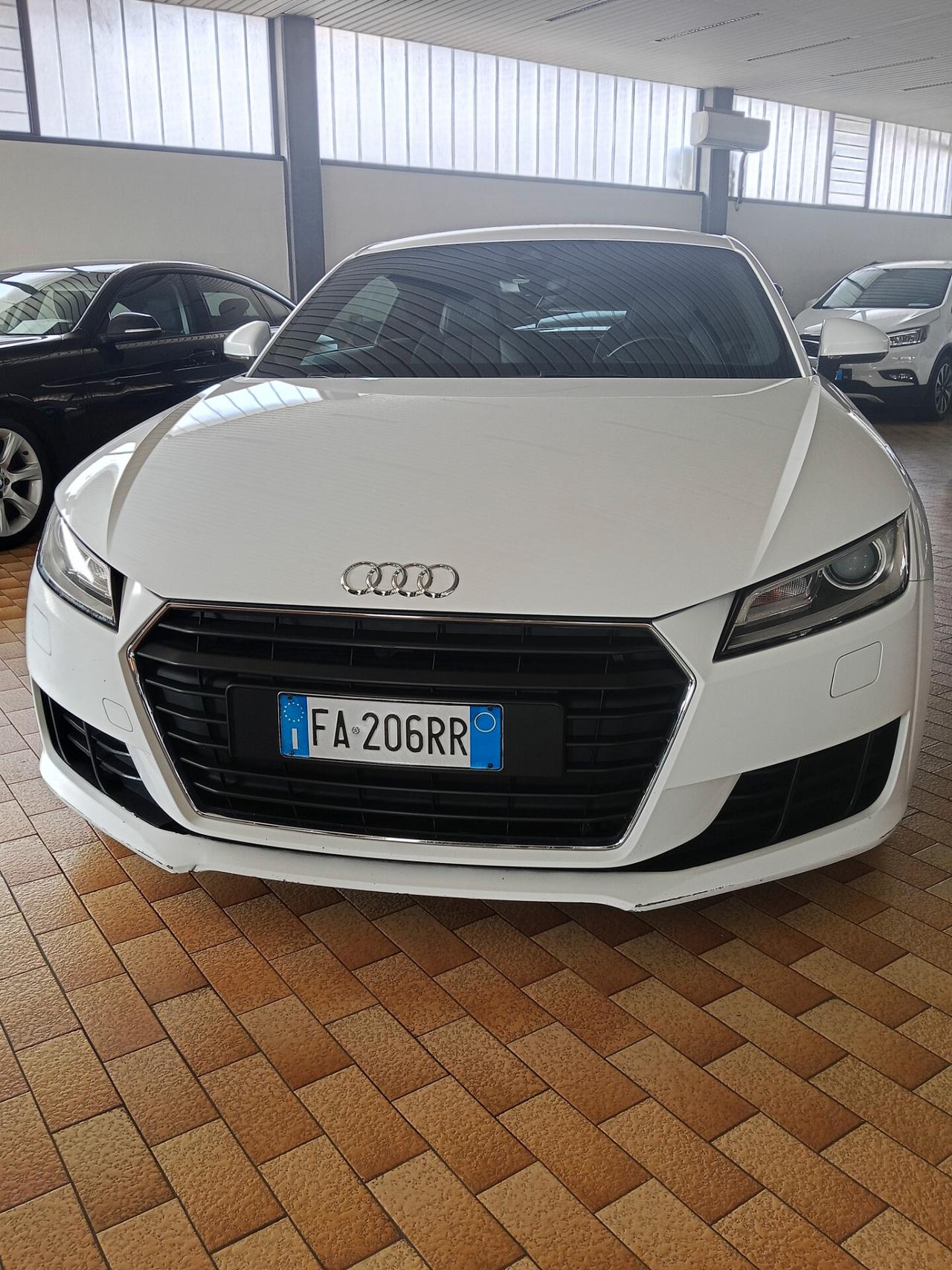 Audi TT Coupé 2.0 TFSI S line