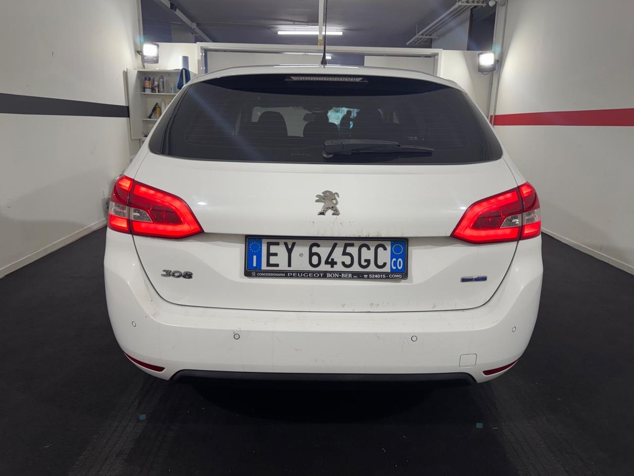 Peugeot 308 BlueHDi 120 S&S SW Business