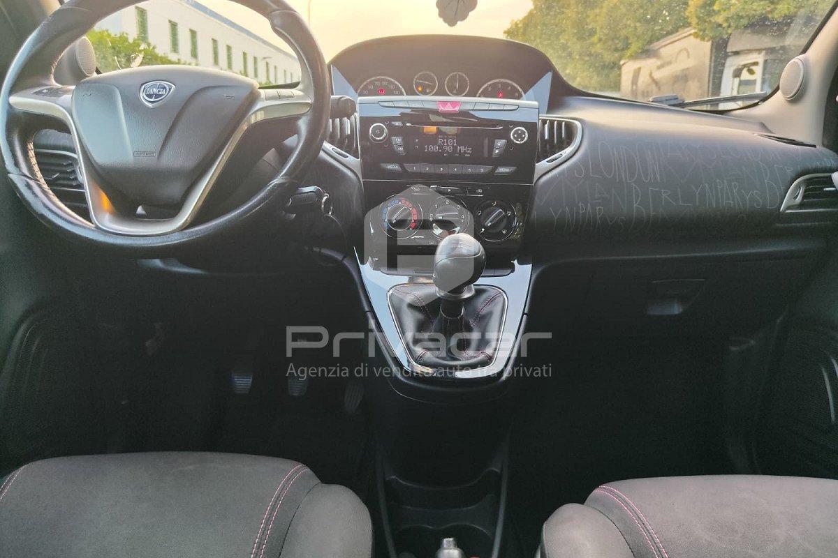 LANCIA Ypsilon 1.2 69 CV 5 porte Elefantino