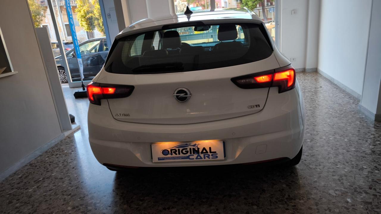Opel Astra 1.6 CDTi 110CV Start&Stop 5 porte Innovation