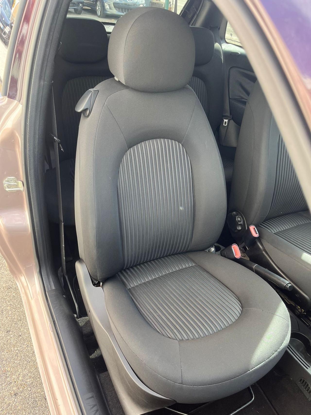 Lancia Ypsilon 1.2 Versus GPL 151000 km