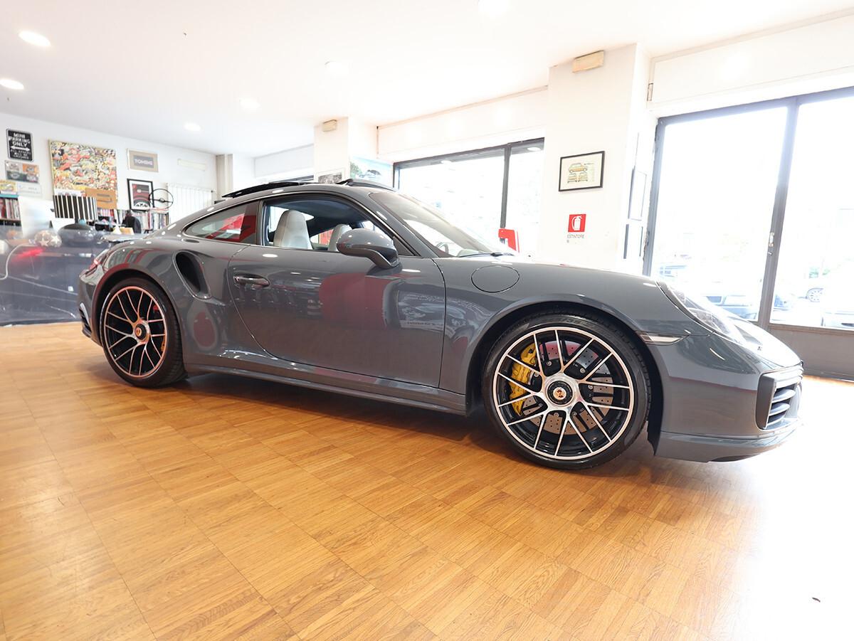 Porsche 911 3.8 Turbo S Coupé