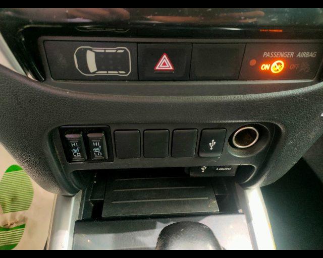 MITSUBISHI L200 d.cab 2.4d Intense 4wd 181cv auto N1