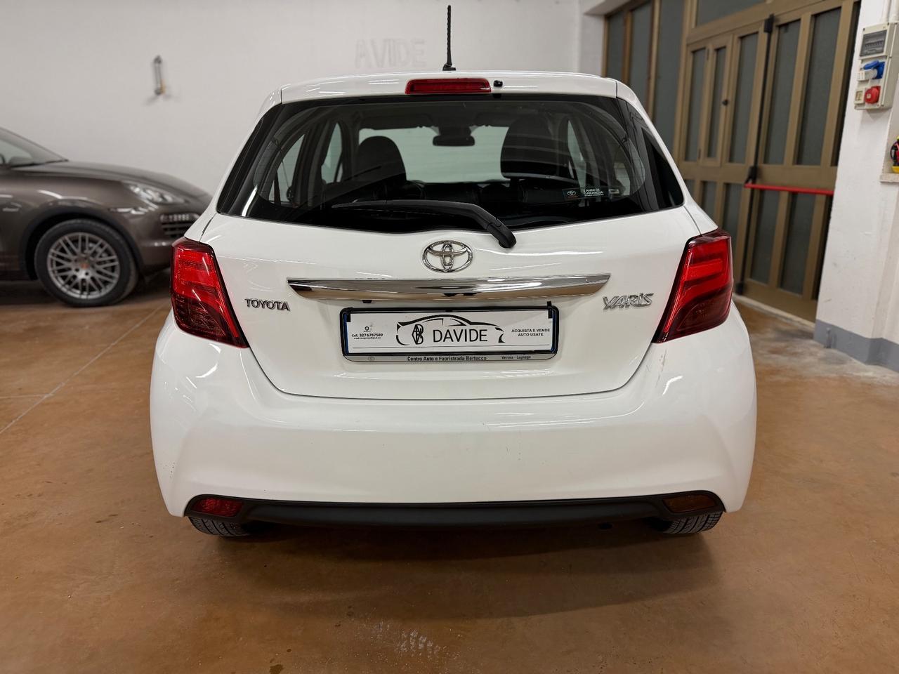 Toyota Yaris 1.0 5 porte vvt-i Active