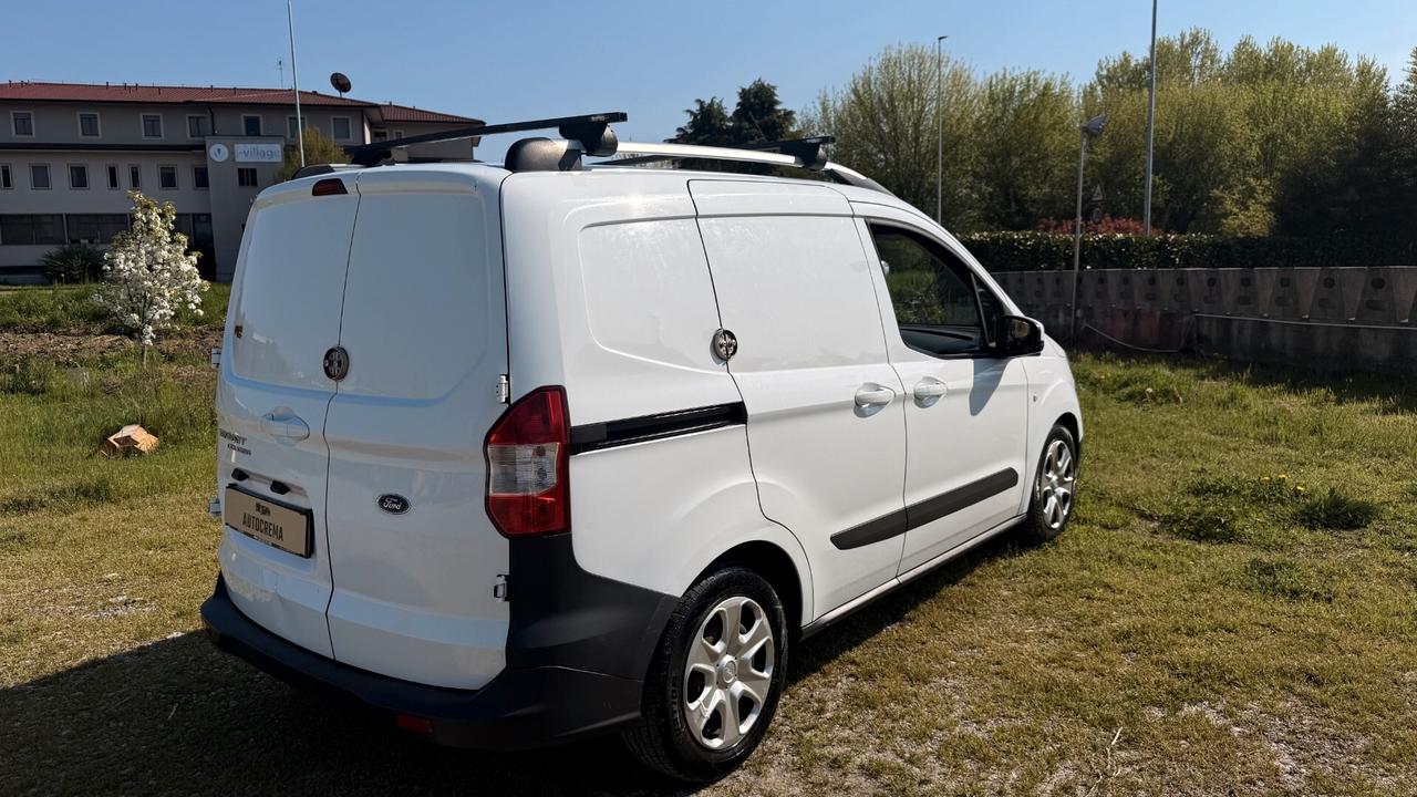 FORD TRANSIT COURIER TREND