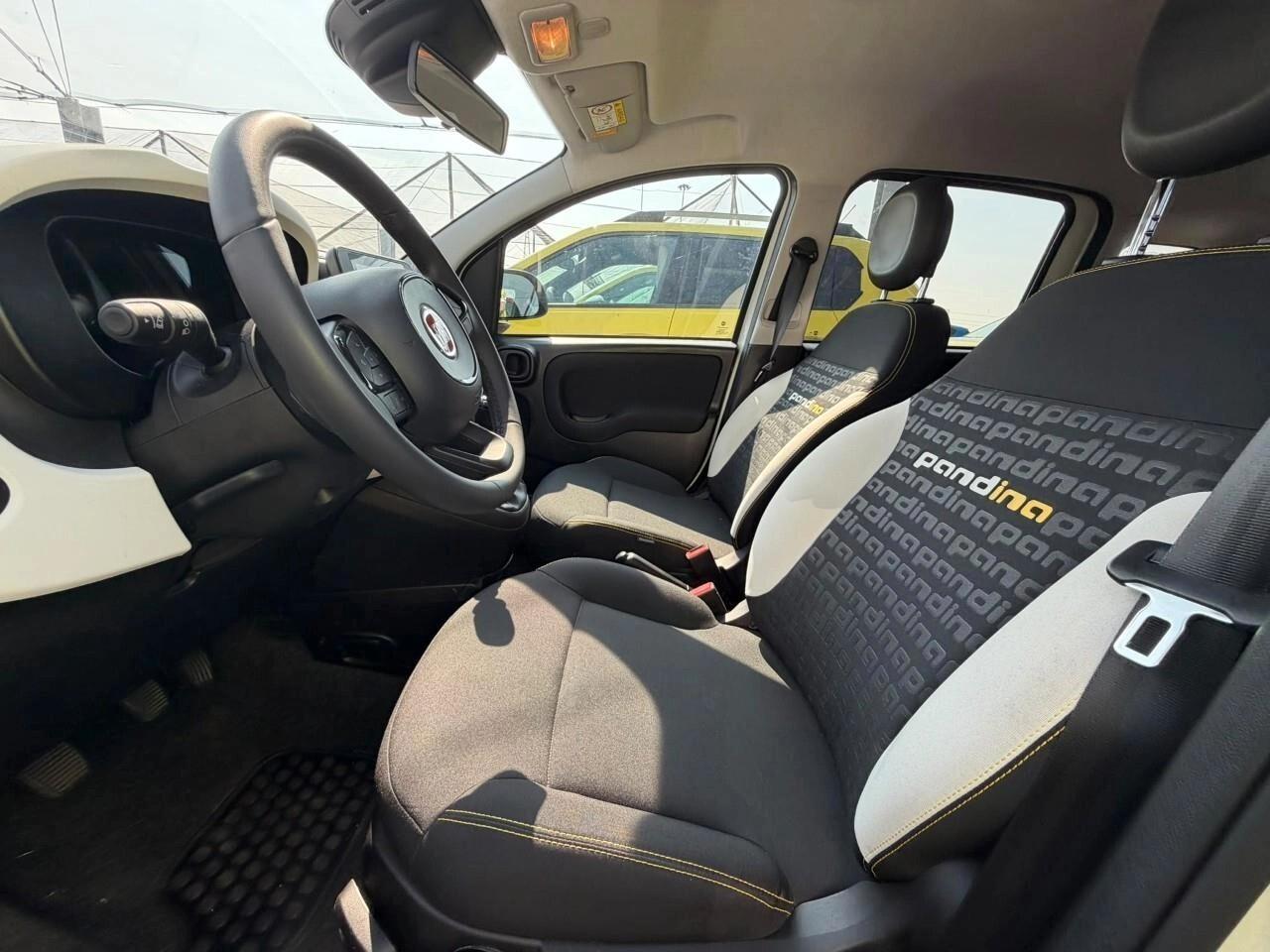 Fiat Panda 1.0 FireFly S&S Hybrid Pandina MODELLO CROSS