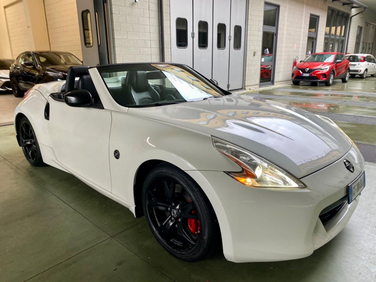 Nissan Z 370Z Roadster 3.7 V6 Lev 2