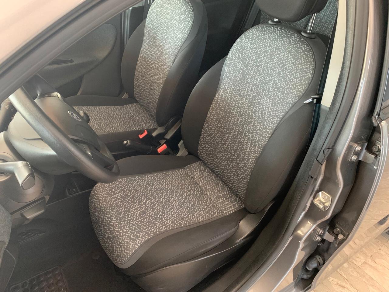 Lancia Ypsilon 1.0 FireFly 5 porte S&S Hybrid Silver Plus